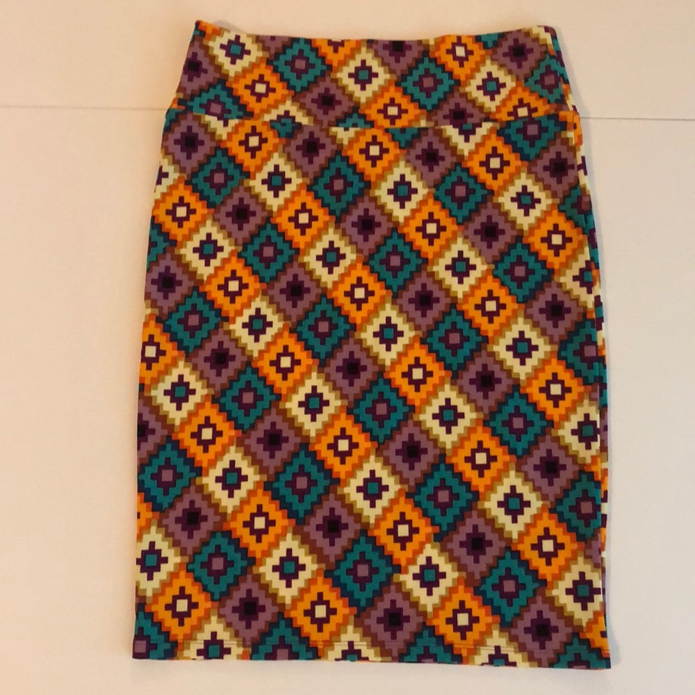 NWOT Lularoe Cassie skirt